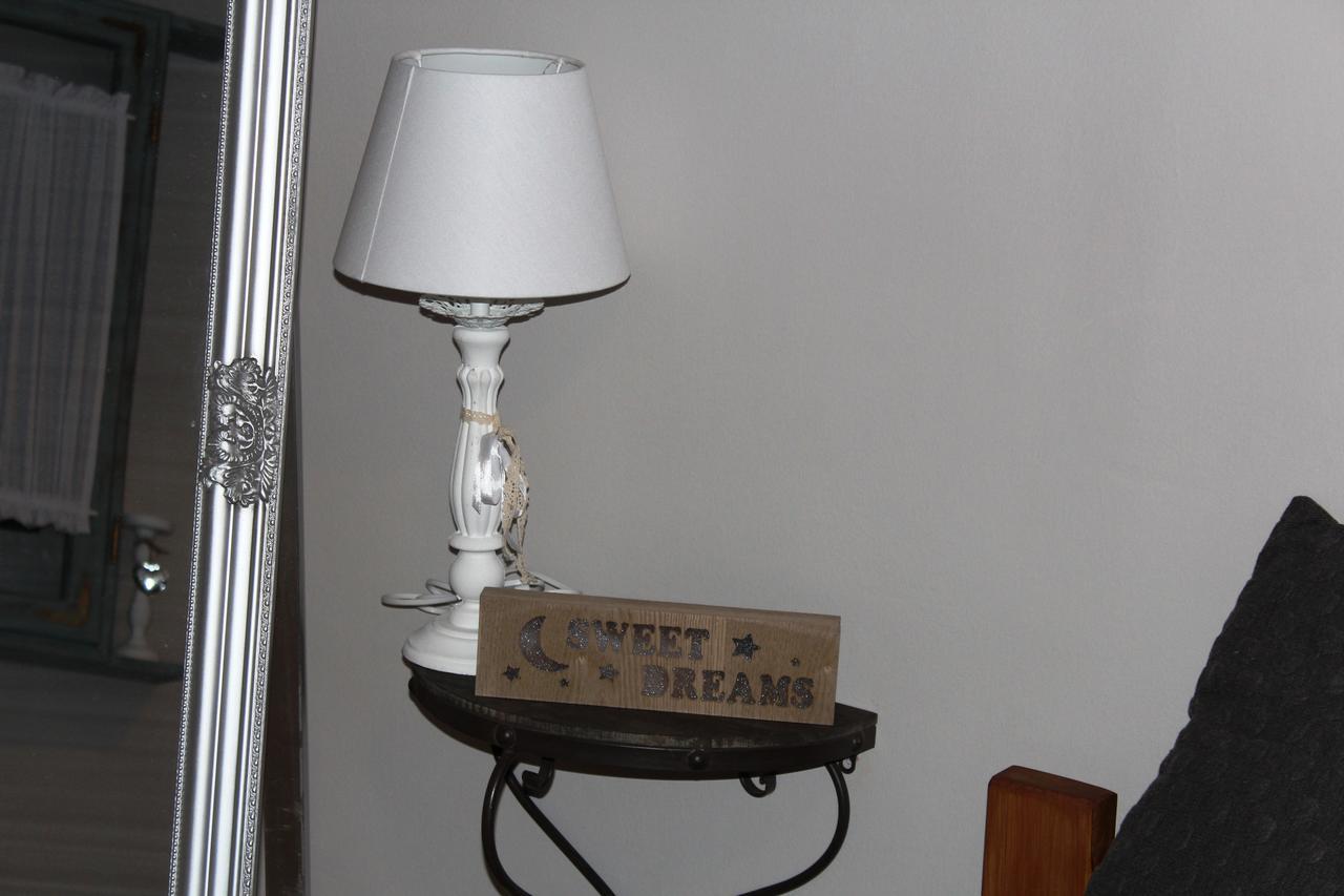 Belvarosi Vintage Apartman A Setaloutcan ミシュコルツ エクステリア 写真