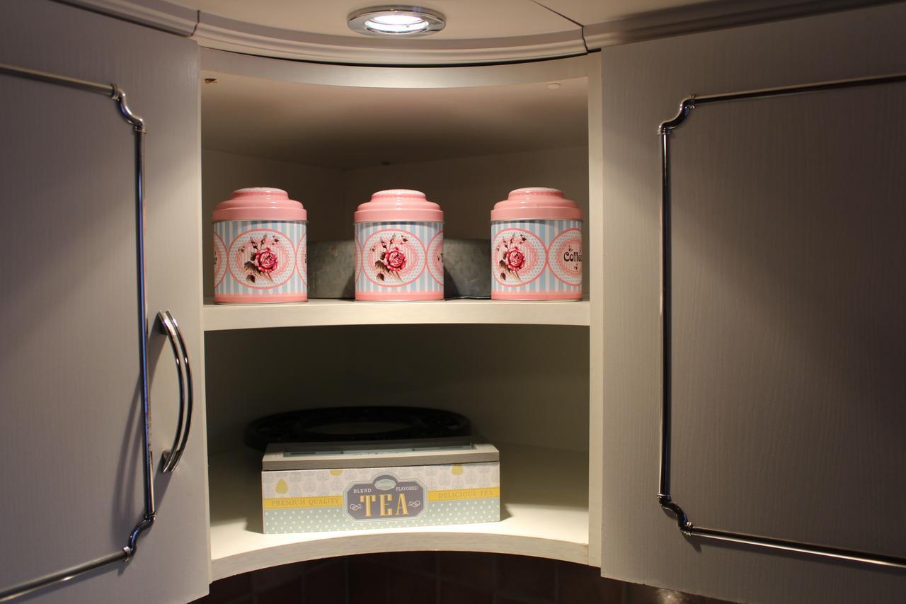 Belvarosi Vintage Apartman A Setaloutcan ミシュコルツ エクステリア 写真